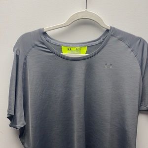 Women’s short sleeve under armor heat gear